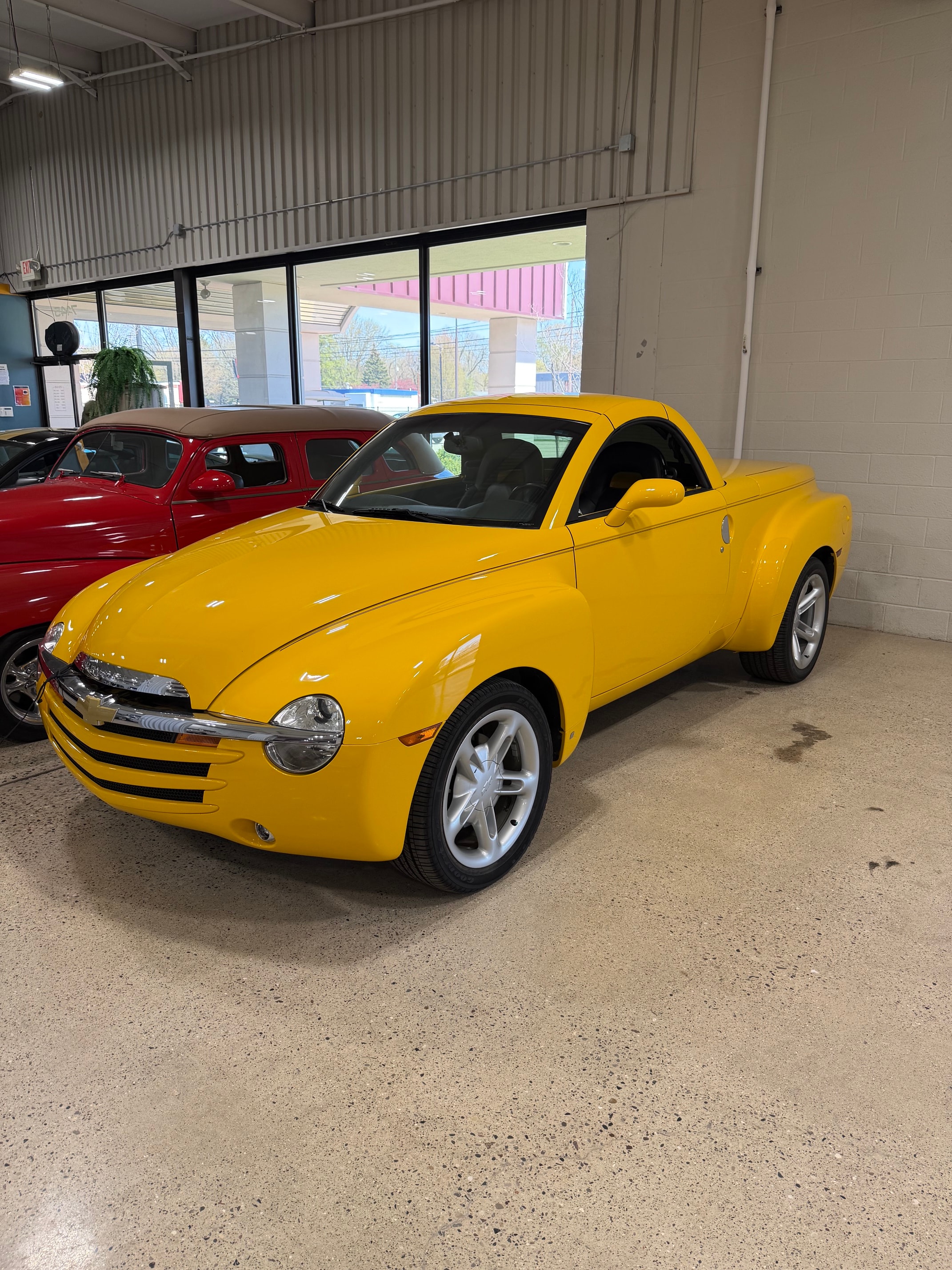 2006 Chevrolet SSR — photo 1 of 5